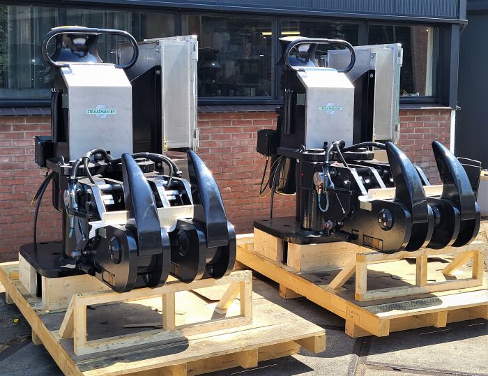 Quick Release Mooring Hooks for Equinor
