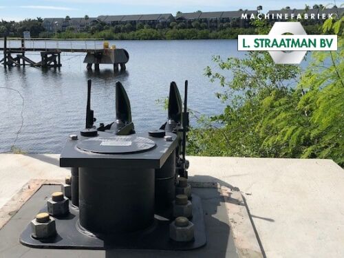 Quick Release Mooring Hooks