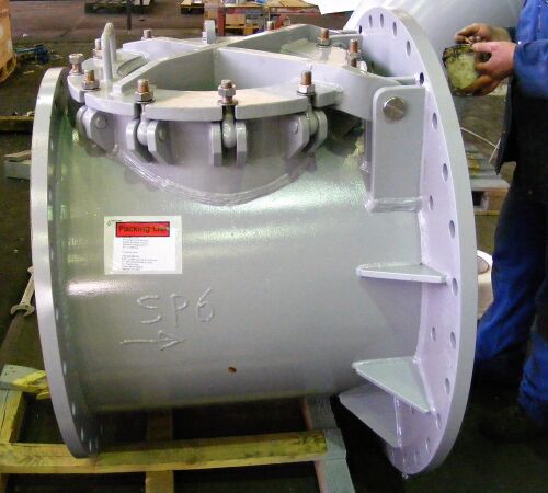 Dredging equipment