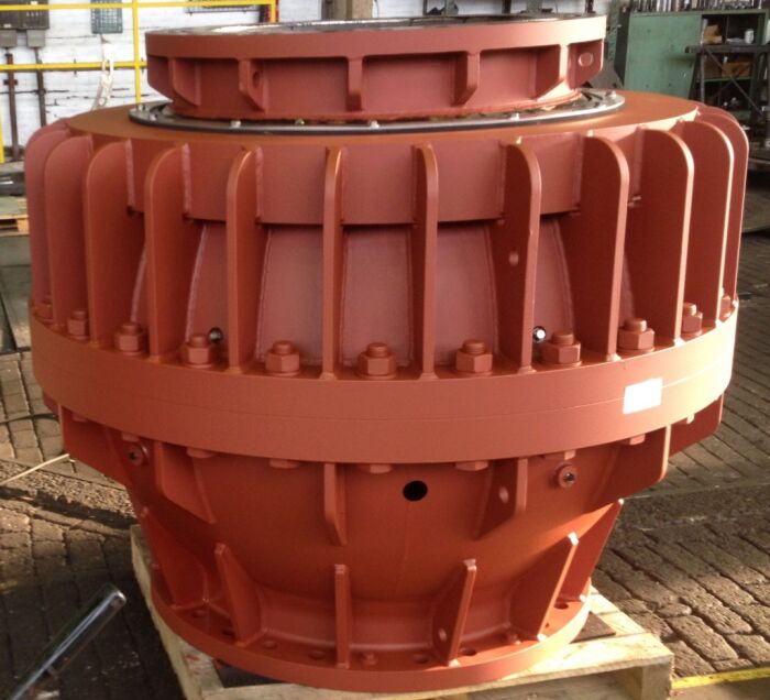 Turning gland dredging
